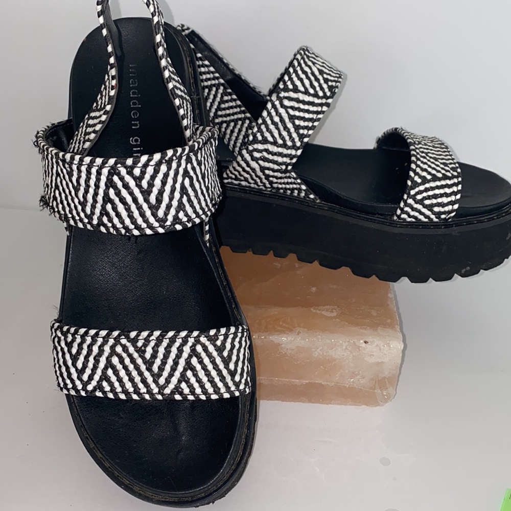 Madden Girl Womens CATT Platform Ankle Strap Sandals Black White Size 8 M US